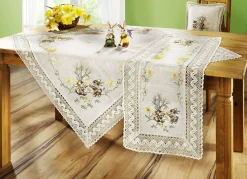 Accessoires mit Spitze aus dem Hause Schäfer