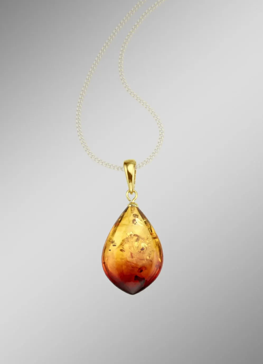 Anhänger mit echtem Bernstein