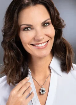 Anhänger Pandabärchen mit Kristallen und Panzerkette