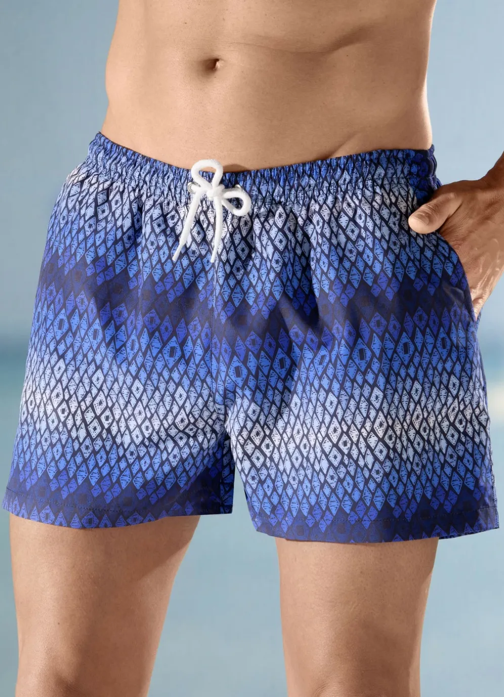 Badeshorts allover dessiniert, Microfaser