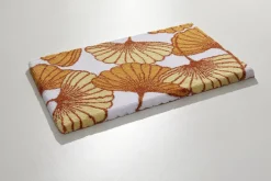 Badgarnitur mit Ginkgoblätter-Motiv