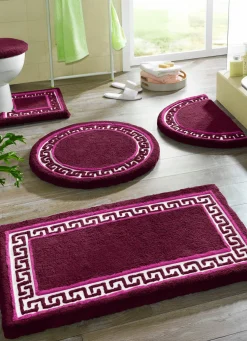 Badgarnitur mit Mäander-Bordüre