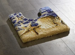 Badgarnitur mit rutschhemmender Rückseite