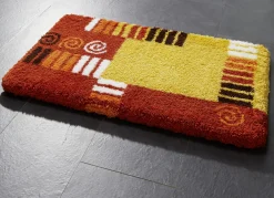 Badgarnitur mit rutschhemmend latexierter Rückseite