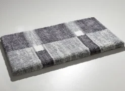 Badgarnitur mit rutschhemmender Rückseite