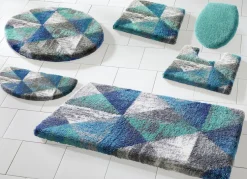 Badgarnitur von Grund mit geometrischem Dessin