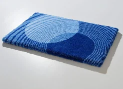 Badgarnitur von LineaDue mit rutschhemmender Rückseite