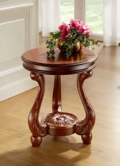 Beistelltisch aus Buchenholz mit Schnitzerei