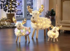 Beleuchtetes Rentier aus Holz