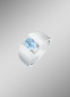 Beliebter Damenring mit Blautopas