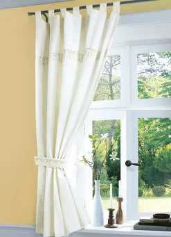Übergardine mit aufgesetzter Häkelborte