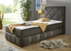 Boxspringbett mit Bettkasten und Topper