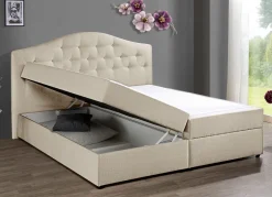Boxspringbett mit Bettkasten und Topper