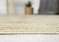 Brücke und Teppiche mit Orient-Optik