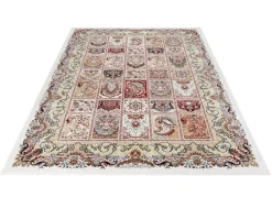 Brücken, Galerie und Teppiche mit Seideneffekt