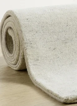 Brücken und Teppiche aus Schurwolle