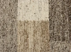 Brücken und Teppiche aus Schurwolle