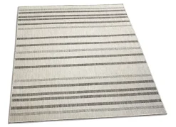 Brücken und Teppiche für den Innen- und Außenbereich