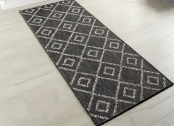 Brücken und Teppiche im natürlichen Sisal-Look