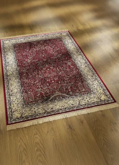 Brücken und Teppiche in prachtvollem persischen Dessin