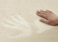 Brücken und Teppiche mit Anti-Rutschbeschichtung