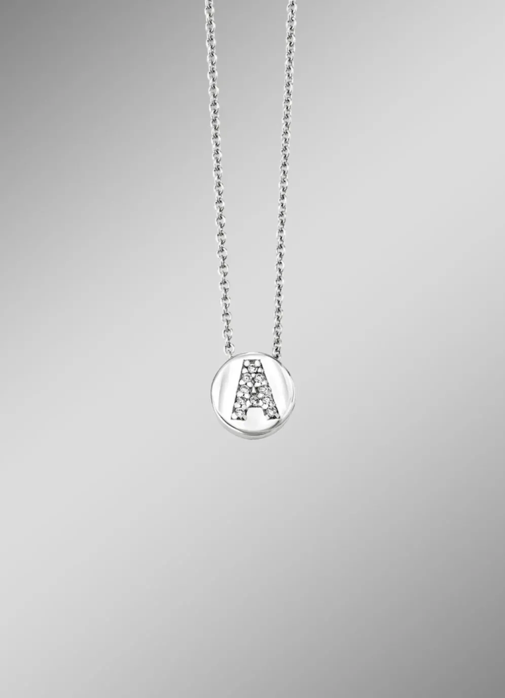 Buchstaben-Anhänger mit Ankerkette