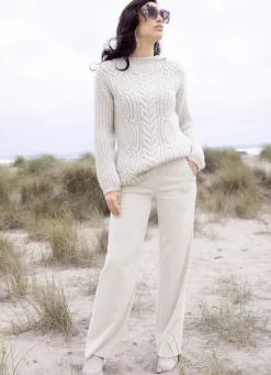 Cordhose mit modisch weitem Beinverlauf