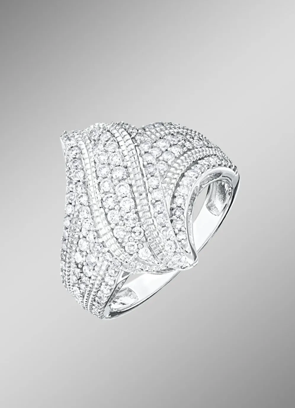 Damenring mit 72 Diamanten und 46 Brillanten