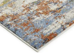 Einfallsreich gestaltete Brücken und Teppiche