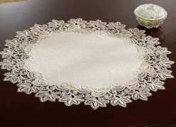 Elegante Raumdekoration mit 2-farbiger Makramee-Spitze