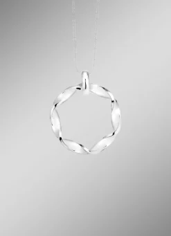 Eleganter Anhänger in gedrehtem Design