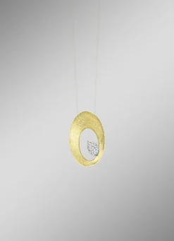 Eleganter Blickfang: Anhänger mit 11 Brillanten