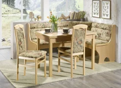 Esszimmermöbel aus massiven Buchenholz