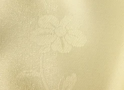 Exquisiter Einzelschal mit edlem Glanz