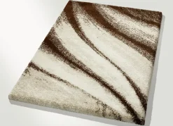 Fantasievoll gestaltete Brücken und Teppiche