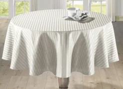 Feine Tisch- und Raumdekoration mit glänzendem Streifendessin