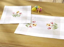 Filigran gearbeitete Tisch- und Raumdekoration