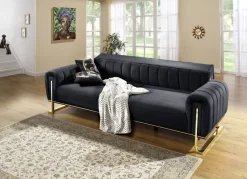 Frei im Raum aufstellbare Polstermöbel mit stabilem Metallgestell