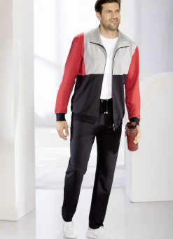 Freizeitanzug mit Seitentaschen