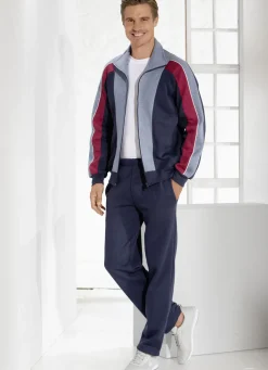 Freizeitanzug mit Seitentaschen