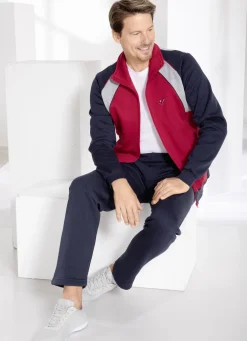 Freizeitanzug mit Seitentaschen