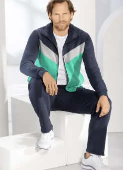 Freizeitanzug mit Seitentaschen