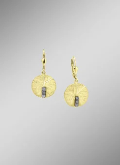 Funkelnde Raffinesse: Ohrringe mit 6 Roh-Diamanten