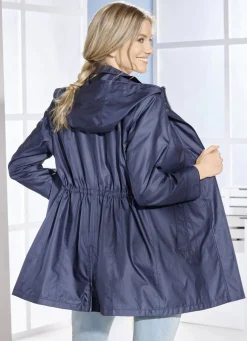 Funktionsjacke mit abnehmbarer Kapuze