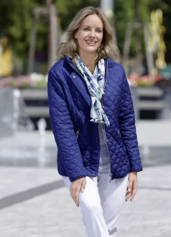 Funktionsjacke mit interessantem Stepp