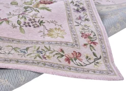 Gewebte Brücken und Teppiche