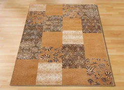 Gewebte Brücken und Teppiche im Patchwork-Dessin