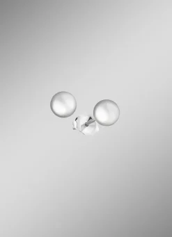 Glänzende Kugelohrstecker