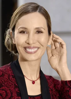 Halskette mit Lederband