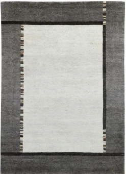 Handgefertigte Brücken und Teppiche